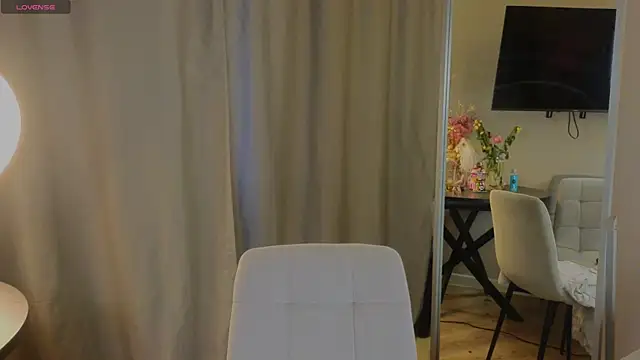 Snapshot of emilyshepar_d chatting on 09-11-25, 02:11 emilyshepar d online show from 09-11-25, 02:11