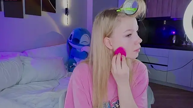 emilyshepar d online show from 04-01-26, 02:13