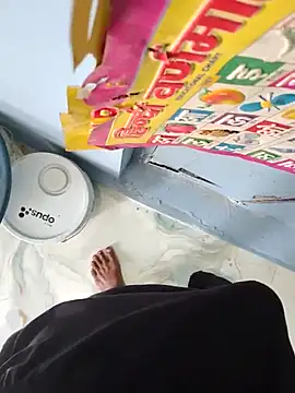 RAYI Queen 4 online show from 02-17-26, 06:00