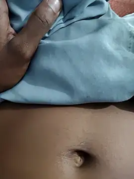 RAYI Queen 4 online show from 04-16-26, 01:39