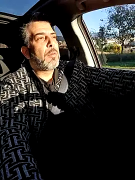 Buen Pete online show from 10-28-25, 07:40