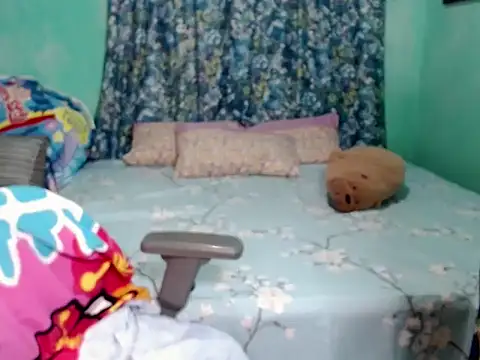 lovelable smile online show from 12-22-25, 02:28