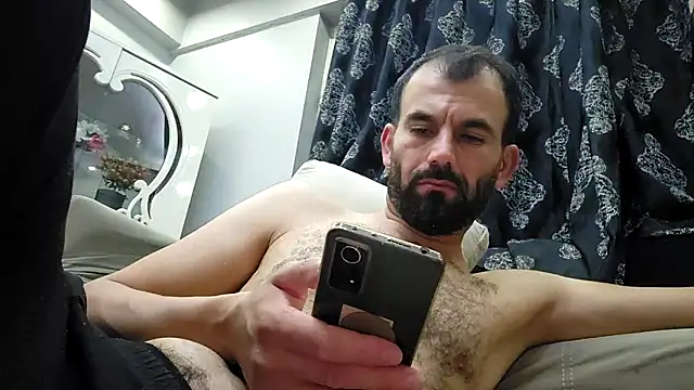 Apooabe online show from 10-26-25, 12:44