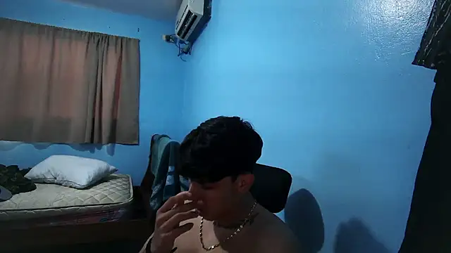 Snapshot of Jaket_lovers chatting on 10-16-25, 08:39 Jaket lovers online show from 10-16-25, 08:39