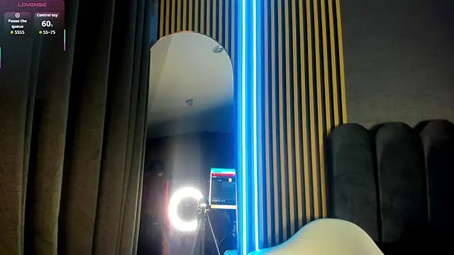 Gina 77 online show from 11-15-25, 12:42