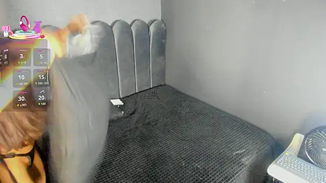 Gina 77 online show from 10-15-25, 12:24