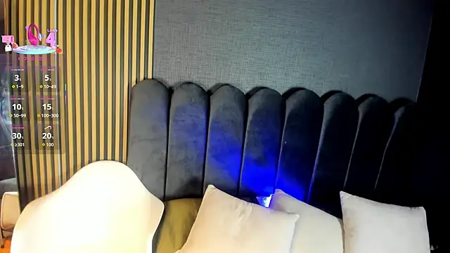 Gina 77 online show from 10-31-25, 12:02