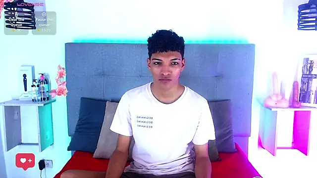 Rick Wade online show from 11-20-25, 03:18