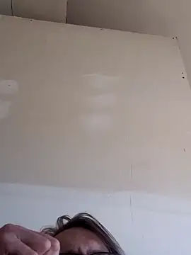 Snapshot of dandonn chatting on 03-03-25, 03:43 dandonn online show from 03-03-25, 03:43