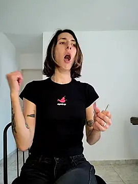 sweetsinxxx online show from 06-21-26, 08:14