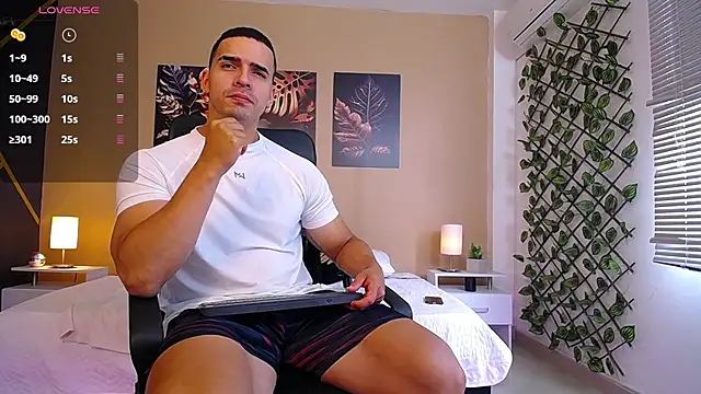 ChristopherBlack  online show from 01-09-26, 01:18