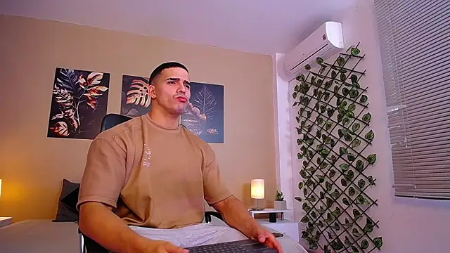 ChristopherBlack  online show from 02-16-26, 01:10