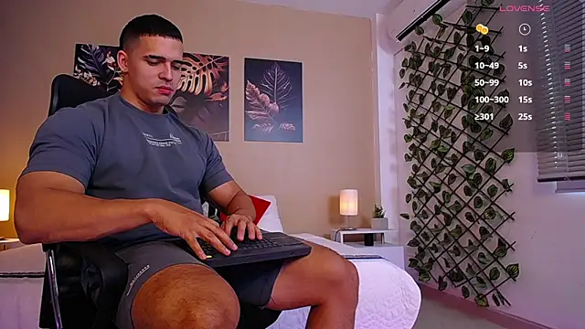 ChristopherBlack  online show from 03-10-26, 01:04