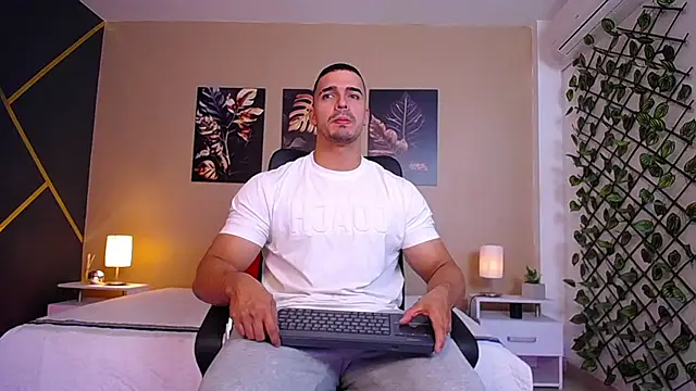 ChristopherBlack  online show from 03-09-26, 01:03