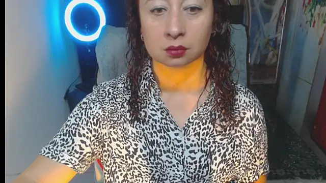 Milf Valeria online show from 11-20-25, 02:29