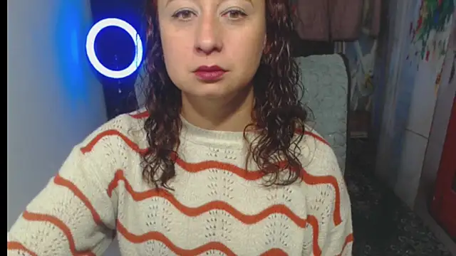 Milf Valeria online show from 11-19-25, 04:07