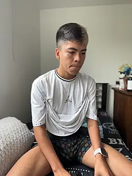 MaxiWildd online show from 07-23-26, 01:19