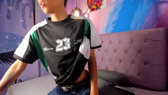 MaxiWildd online show from 10-15-25, 12:57