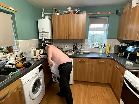 Dilfcam101 online show from 12-17-25, 02:11