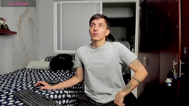 Noxx starkK online show from 11-22-25, 01:48