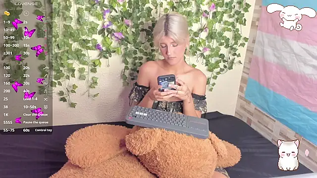 Amy Moonlight online show from 04-04-26, 08:48