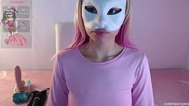Snapshot of violettaarojass chatting on 11-12-25, 10:30 violettaarojass online show from 11-12-25, 10:30