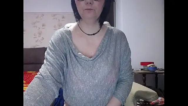 Snapshot of Mary_x chatting on 02-14-26, 03:51 Mary x online show from 02-14-26, 03:51