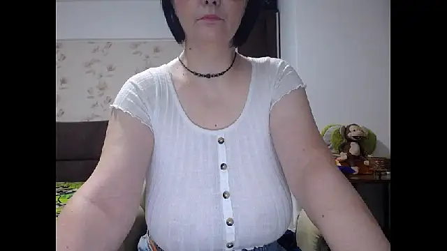 Snapshot of Mary_x chatting on 05-26-26, 03:26 Mary x online show from 05-26-26, 03:26