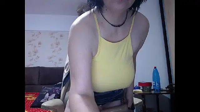 Snapshot of Mary_x chatting on 01-13-26, 03:54 Mary x online show from 01-13-26, 03:54