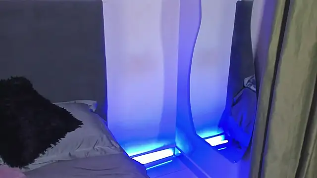 saramikaelson online show from 04-10-26, 12:17