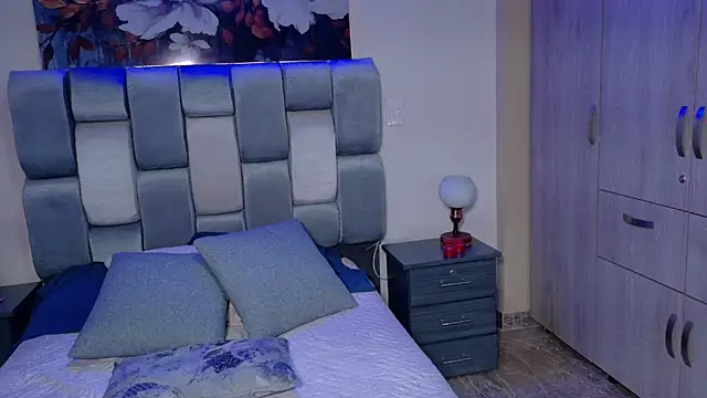 saramikaelson online show from 09-10-25, 08:52