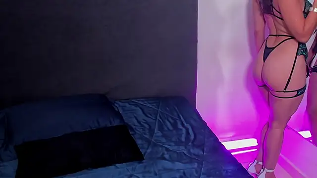 saramikaelson online show from 12-19-25, 08:11