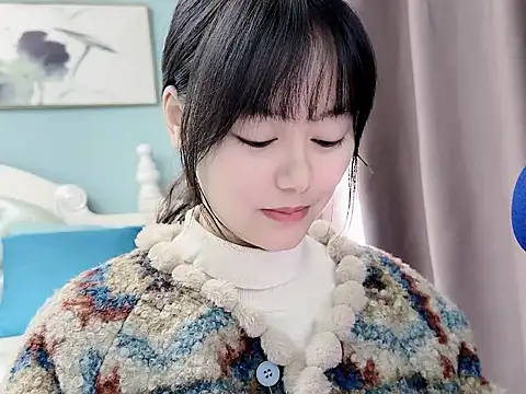 sarah111 online show from 12-19-25, 03:21