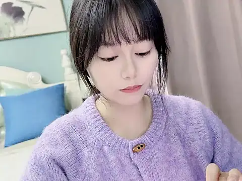 sarah111 online show from 10-20-25, 02:35