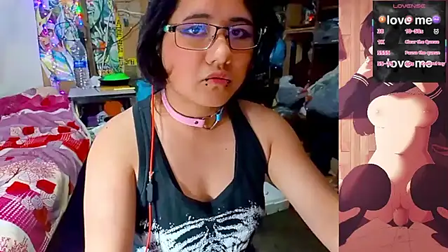 Snapshot of Ftm_Bunny chatting on 10-12-25, 01:56 Ftm Bunny online show from 10-12-25, 01:56