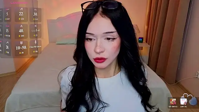 Snapshot of Adetta chatting on 01-10-26, 06:20 Adetta online show from 01-10-26, 06:20