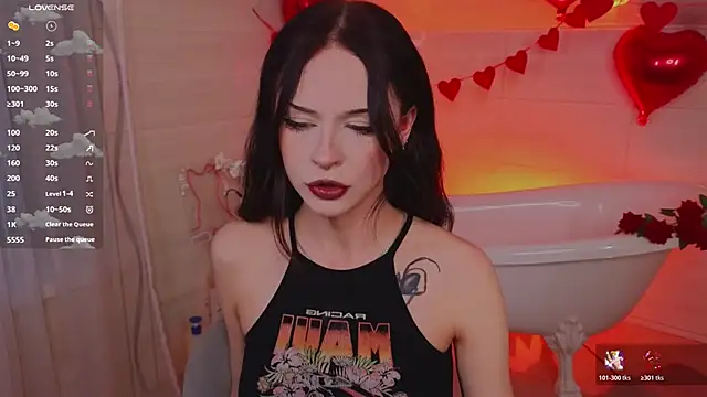 Snapshot of Adetta chatting on 02-18-26, 10:12 Adetta online show from 02-18-26, 10:12