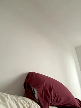 Snapshot of michael877675 chatting on 10-09-25, 03:12 michael877675 online show from 10-09-25, 03:12