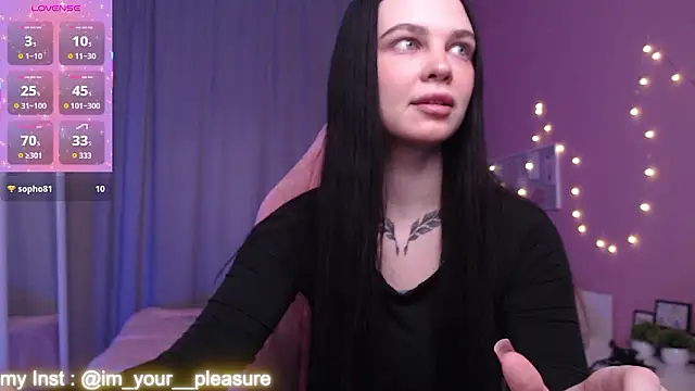 Michela Fruet online show from 03-08-26, 01:11