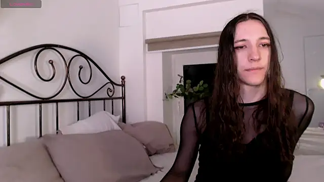 Snapshot of SilverMuse chatting on 02-24-26, 12:55 SilverMuse online show from 02-24-26, 12:55