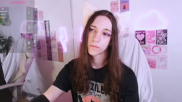 Snapshot of SilverMuse chatting on 03-02-26, 11:00 SilverMuse online show from 03-02-26, 11:00