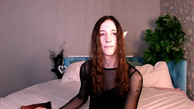 SilverMuse online show from 12-16-25, 08:13