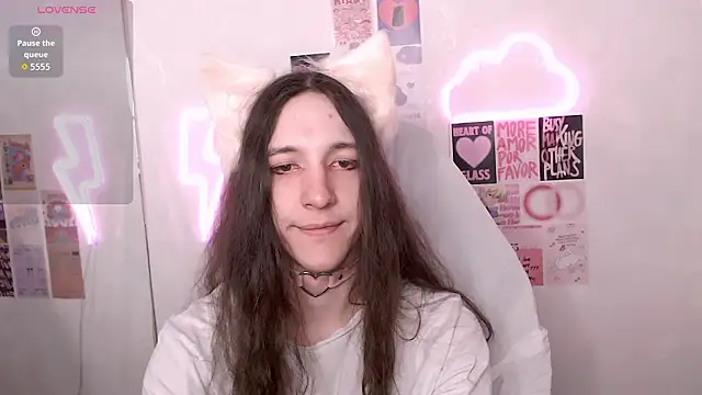 SilverMuse online show from 03-12-26, 10:58