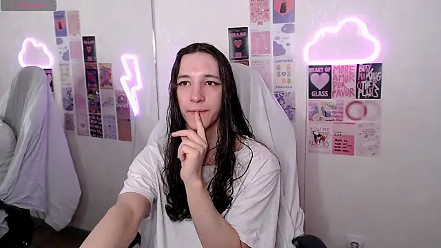 SilverMuse online show from 04-03-26, 05:52