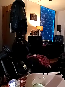 Snapshot of Goa-Head-Chris chatting on 03-27-26, 04:10 Goa-Head-Chris online show from 03-27-26, 04:10