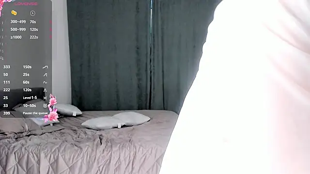 OdelynaFrake online show from 12-05-25, 08:46