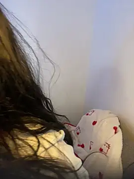 snow doll online show from 03-06-26, 08:26