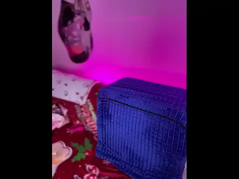 snow doll online show from 11-21-25, 11:15