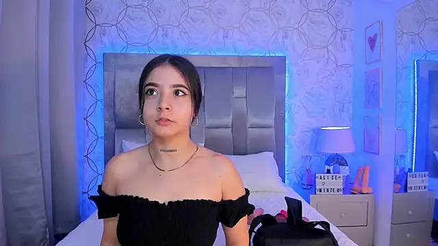 AlliceWinter online show from 10-22-25, 11:42