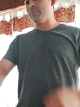 Bradd 32 online show from 02-08-26, 12:14